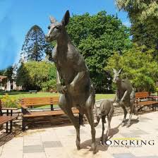 china kangaroo bronze sculpture