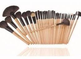 32 piece makeup brush set from