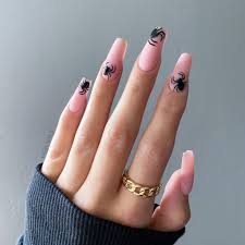 spider nails for your halloween mani