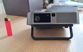 the best portable projector to watch