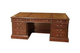 Shop 25 top leather top desk and earn cash back all in one place. High End Antique Replica Mahogany Leather Top Executive Desk