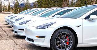 This group is for discussing the tesla model 3. Tesla S White Paint To Become Standard Color Black Will Cost 1 000 Extra