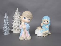 Vintage Precious Moments Nativity
