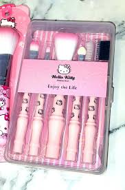 exclusive o kitty makeup brush set