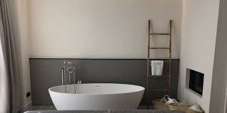 Best Paint Color For Small Bathrooms