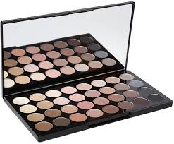 32 shade palette beyond flawless