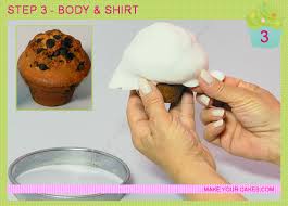 Como fazer um cupcake em forma de coelho 3D Images?q=tbn:ANd9GcSxeHyxSwVsJbN-noKQQ6oTV9napstx_wYtRw1c-G-FfRhTLQfmoQ