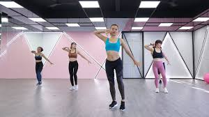 aerobic dance 30 mins daily flat