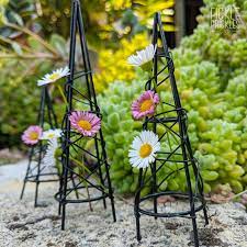 Mini Black Obelisk Trellis Set 3
