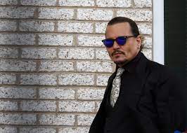 Johnny Depp gezwungen vor Gericht seine "Mordfantasien" vorzulesen