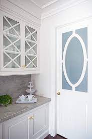 frosted gl pantry door with oval