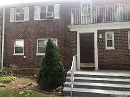 laurelton gardens 131 09 234th st