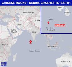 A chinese rocket core is tumbling uncontrolled through orbit, and may crash through the atmosphere on it's possible that some of the debris could land in populated areas — however, officials won't. Dp8lazmqlrztam