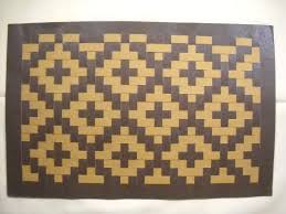 Anyaman dari kertas merupakan sebuah kerajinan tangan khas dari indonesia. Beberapa Koleksi Gambar Anyaman Part 1