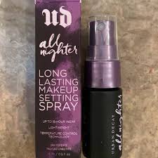 setting finishing spray