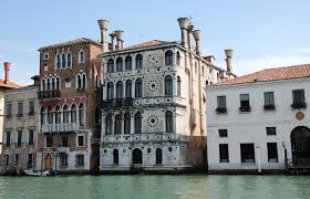 Палаццо в Венеции - достопримечательности Венеции, путеводитель по Венеции. Самые красивые венецианские палаццо - фото, история, описания. Что посмотреть в Венеции, Венеция, Венеция Италия, путеводитель по Венеции скачать бесплатно