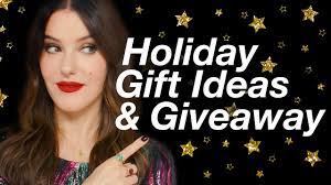 my holiday gifts giveaway 2022 lisa