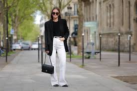 9 stylish white jeans outfits for every