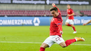 Die schweizer nationalmannschaft ist nach der teilnahme 2012 und 2016 bei der euro 2020 erneut dabei. Em 2021 Schweiz Alles Zum Kader Trainer Ergebnisse Spielplan Und Trikot Fussball Bild De
