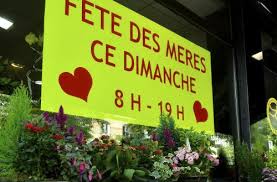 Livraison de fleurs pour la fête des mères, le 30 mai 2021 ! Fetes Des Meres Pourquoi La France Ne La Celebre Pas Le Meme Jour Que Les Autres Pays