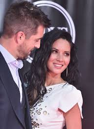 Danica is a former nascar driver while aaron rodgers is a quarterback for the green aaron and danica have been close for the past two years, and you might be wondering whether they are married. Aaron Rodgers Olivia Munn Engaged The Hollywood Gossip