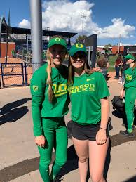 Oregon softball star haley cruse opened up to softball america in an interview about returning to the ducks for another year, how the 2021 season is going and her rise to tiktok stardom. Kori On Twitter When It S Haley Cruse S Birthday And You Have A Picture Before Her Tik Tok Fame Haley Crusee