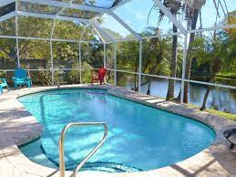 homes with a pool in bradenton