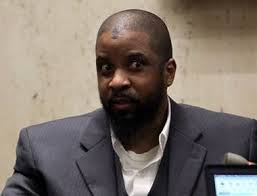 Jennifer Brown/The Star-LedgerKenneth Duckett testifies at his murder trial in Superior Court in Newark on Thursday. He is accused of fatally shooting his ... - 9134592-large