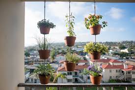 space saving vertical herb garden ideas