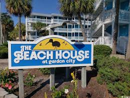 beach house garden city condos