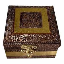 golden meenakari work 4x4 wooden gift