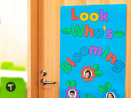 13 easy classroom door decorating ideas