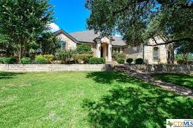 homes with a pool in belton tx