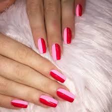 Ideas y tendencias para uñas y peinados. 21 Trendiest Pink And Red Nails To Explore Checopie
