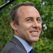 The anonymous person who, suddenly, becomes close, more from a different familie chretienne article , this one an interview with father. Hommage Au Lieutenant Colonel Arnaud Beltrame L Un Des Notres Isc Paris Alumni Reseau Des Diplomes Isc Paris