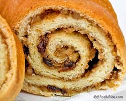 potica slovenian nut roll for easter