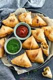 Which oil is best for frying samosas?