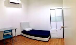 Affordable rooms attached bathroom furnished ready to move short/long term easy payment. Wtr Room In Pjs 7 Bandar Sunway