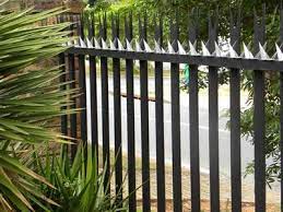 Huttoly bird spikes, defender spikes for bird cat squirrel raccoon animals repellent to keep off pigeon crow, plastic spikes fence to defender birds and small animals security for railing and roof. Wall Spikes Fences Galvanized Steel Sheet And Stainless Steel Type