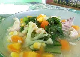 Soup cream jagung atau sup jagung dengan kuah kental yang gurih merupakan. Resep Sup Ayam Kuah Kental Oleh Happy S Kitchen Cookpad