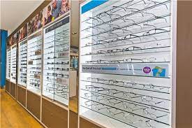 Glass Eyeglass Display Cabinet