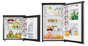 Mini fridges are useful in dorm rooms, small houses, offices and are good for bachelors and students for storing food items that have to be kept above freezing point. The 5 Best Mini Fridge Models Of 2021