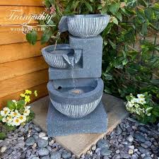 3 Bowl Pour Mains Powered Water Feature