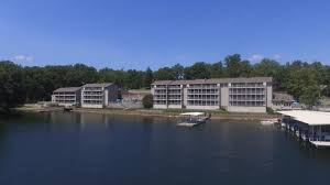 hotels in lake of the ozarks ab 50 eur