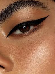 eyeliner hacks using unconventional