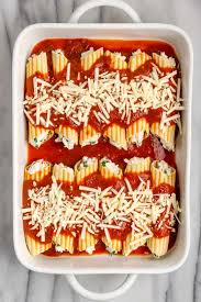 vegan manicotti with spinach and