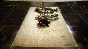 Peki, francisco franco kimdir denildiğinde aklınıza daha başka neler geliyor? Spanje Haalt Franco Weg Uit Omstreden Graftombe Nos