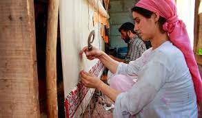 carpet weaving art in kashmir how it is