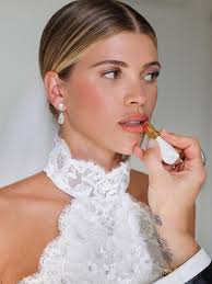 lipstick these 10 celebrity brides