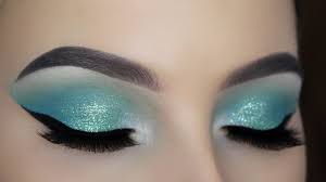 turquoise glitter eye makeup tutorial